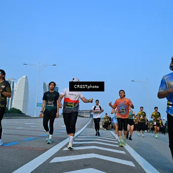 Runner Photo 6351601