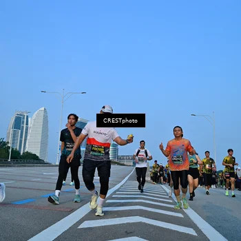 Runner Photo 6351624