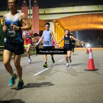 Runner Photo 6351674