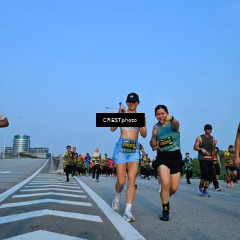 Runner Photo 6351706