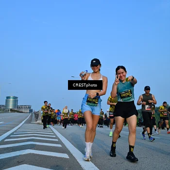 Runner Photo 6351716