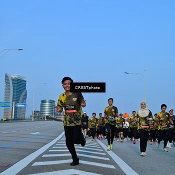 Runner Photo 6351766
