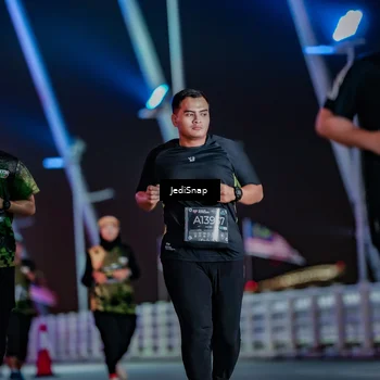 Runner Photo 6351775