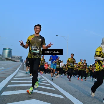 Runner Photo 6351780