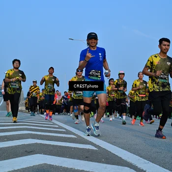 Runner Photo 6351804