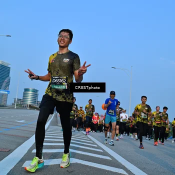 Runner Photo 6351807