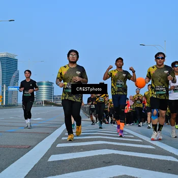Runner Photo 6351815