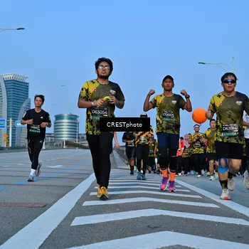 Runner Photo 6351833