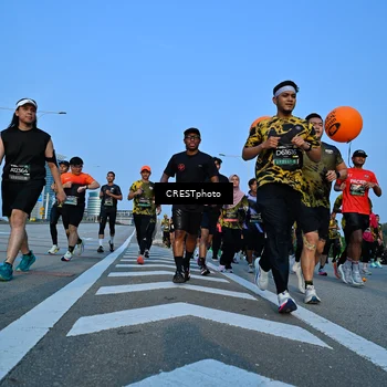 Runner Photo 6351940