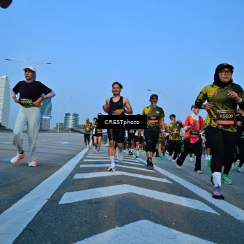 Runner Photo 6352036