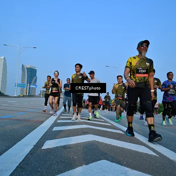 Runner Photo 6352083