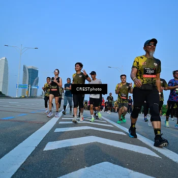 Runner Photo 6352089