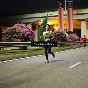 Runner Photo 6352113