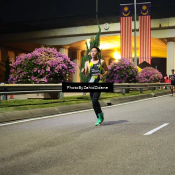 Runner Photo 6352135