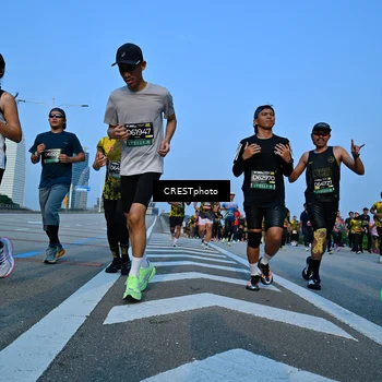 Runner Photo 6352163
