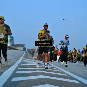 Runner Photo 6352176