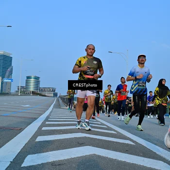 Runner Photo 6352214