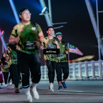 Runner Photo 6352215