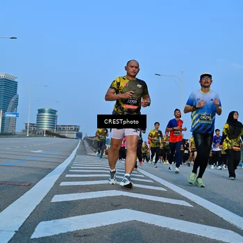 Runner Photo 6352225