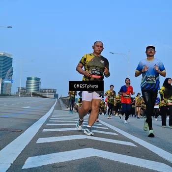 Runner Photo 6352249