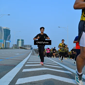 Runner Photo 6352260