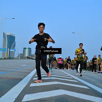 Runner Photo 6352271