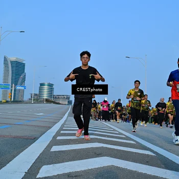 Runner Photo 6352295