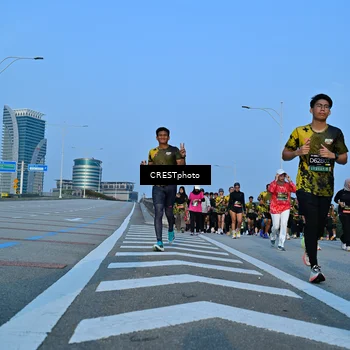 Runner Photo 6352300
