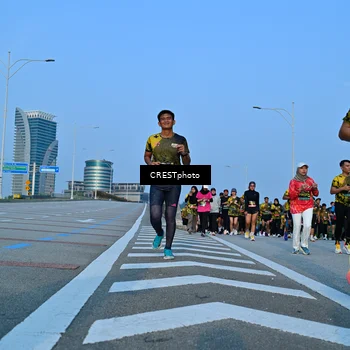 Runner Photo 6352332