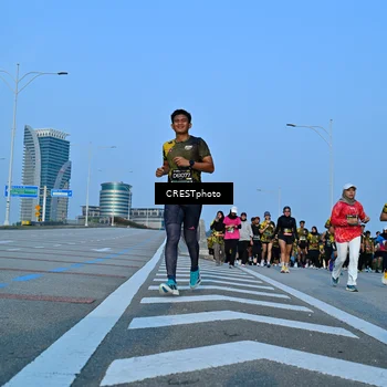 Runner Photo 6352336