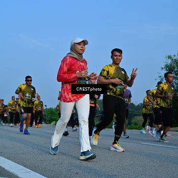 Runner Photo 6352374