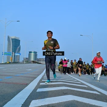 Runner Photo 6352403