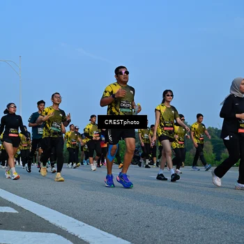 Runner Photo 6352415