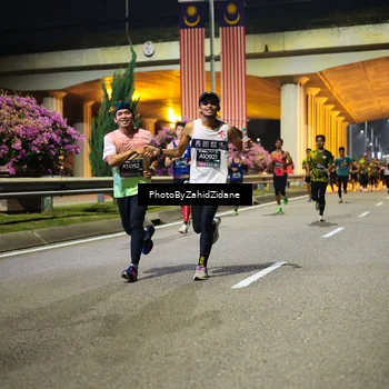 Runner Photo 6352445