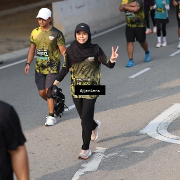 Runner Photo 6352477
