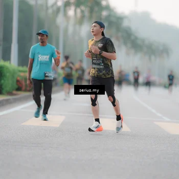 Runner Photo 6352513