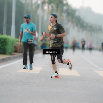 Runner Photo 6352514