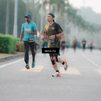 Runner Photo 6352517