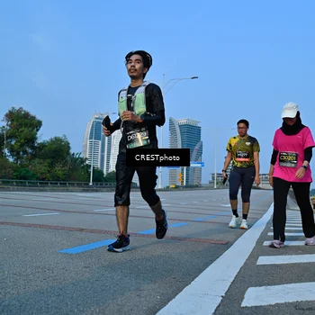 Runner Photo 6352524