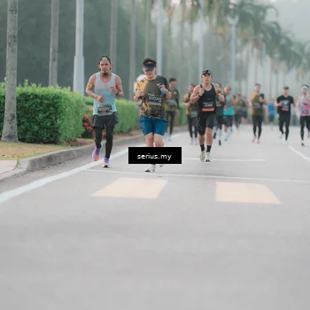 Runner Photo 6352525
