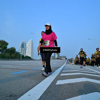 Runner Photo 6352550