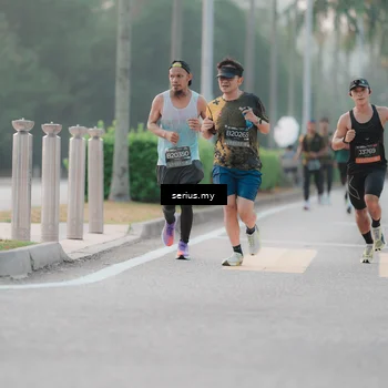 Runner Photo 6352565