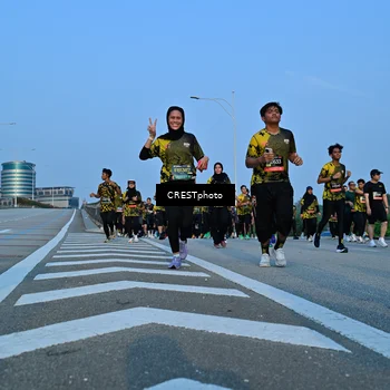 Runner Photo 6352576