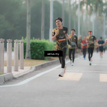Runner Photo 6352624
