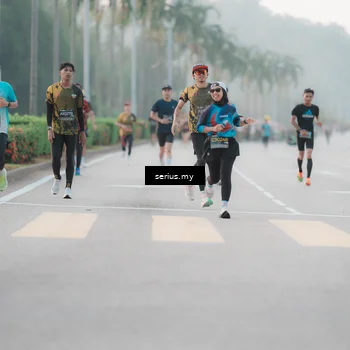 Runner Photo 6352668