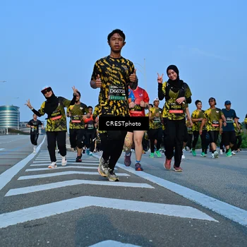 Runner Photo 6352675
