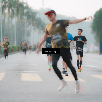 Runner Photo 6352693