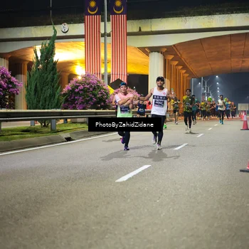 Runner Photo 6352704