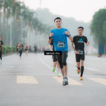 Runner Photo 6352714