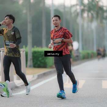 Runner Photo 6352773